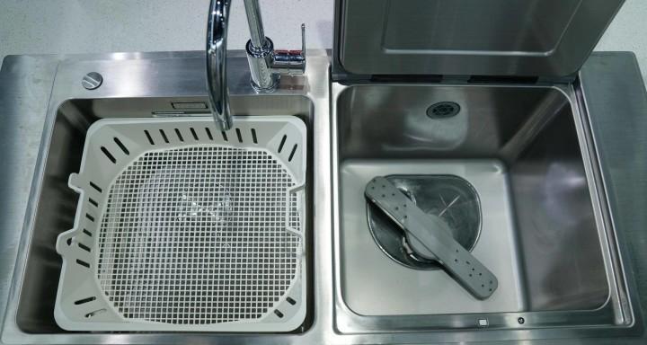 以水槽洗碗机强制排水方法（如何有效解决水槽洗碗机排水困扰）